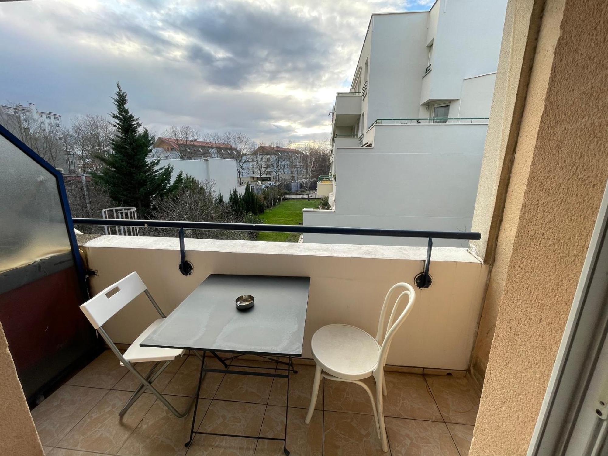 Exclusive Private Apartment By Warilco - Pleyel 25 M2 - A 1 Minute De La Station Metro Carrefour Pleyel Saint-Denis (Seine-Saint-Denis) Exterior foto